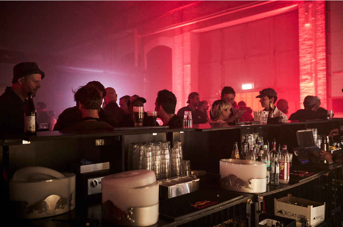 reload land, events, germany, the pulse, articles,, bar, people, restaurant, group, nightlife, nightclub, club, man, performance, music, festival, indoors, room