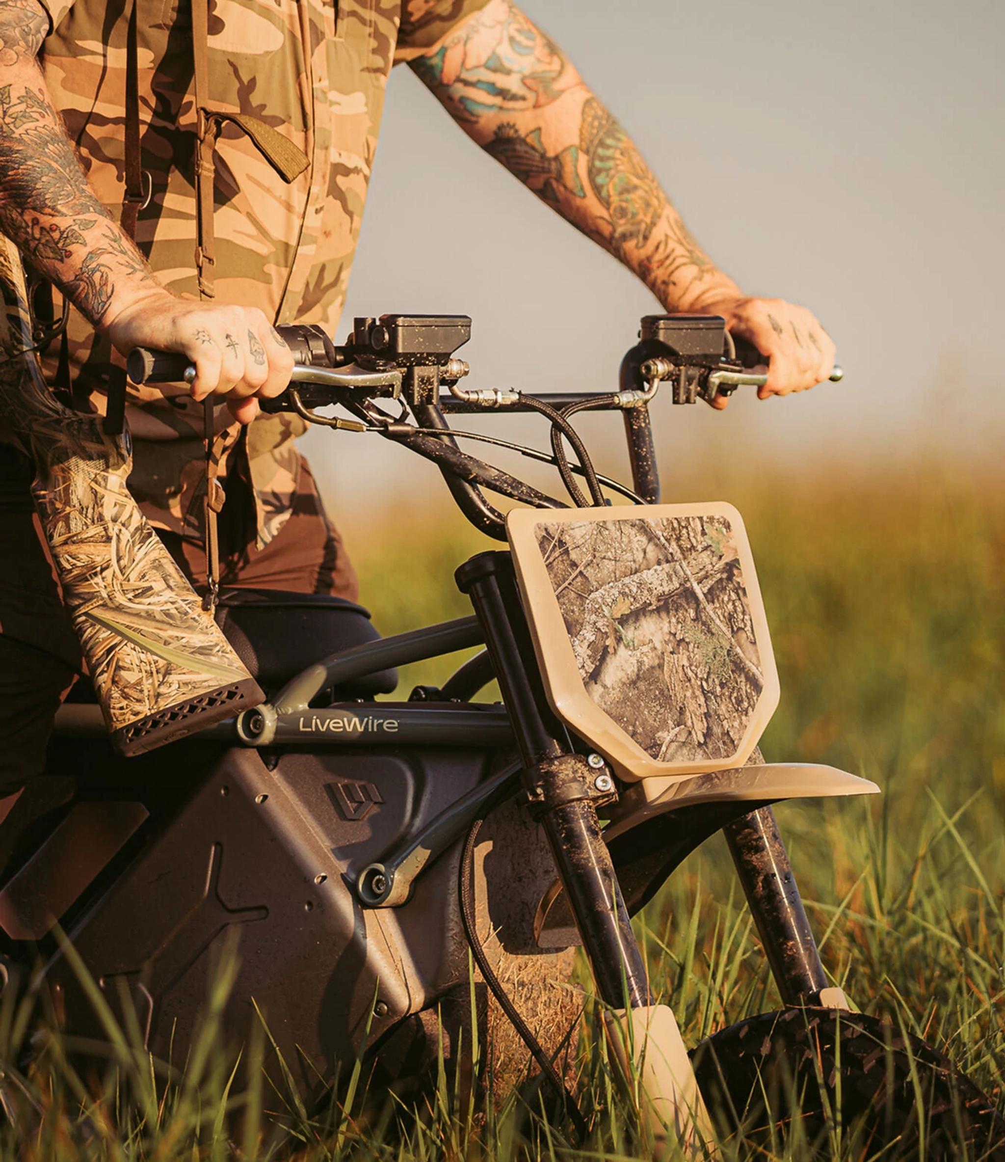 bike, wheel, cyclist, biker, man, people, retro, vintage, seated, one, transportation system, adult, camouflage