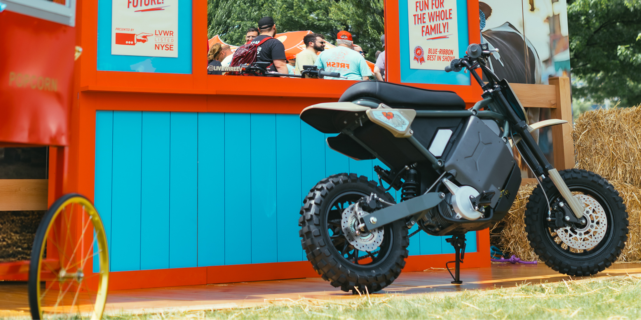 minimoto, homecoming, reviews, articles, pulse, bike, wheel, transportation system, vehicle, fast, sport, tire, motorbike, drive, people, street, car, seated, ride, no person, machine, hurry, man, retro