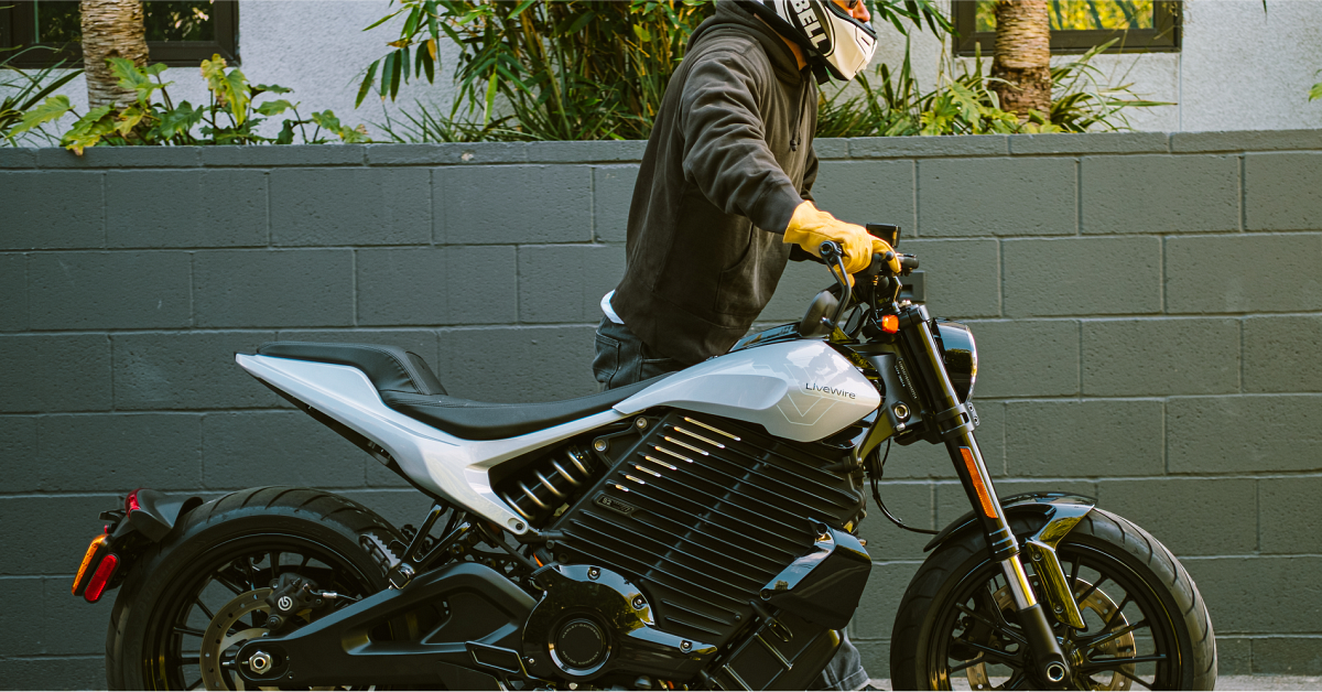 s2 alpinista, s2 mulholland, s2 del mar, trio, product in studio, bike, motorbike, wheel, biker, vehicle, drive, rider, street, transportation system, seated, hurry, helmet, motocross, road, ride, helicopter, cyclist, engine, motorcyclist, people, fast