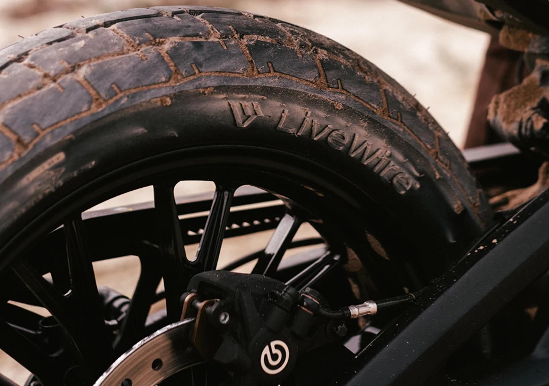 wheel, no person, car, vehicle, transportation system, tire, automotive, old, bike, garage, brake, classic