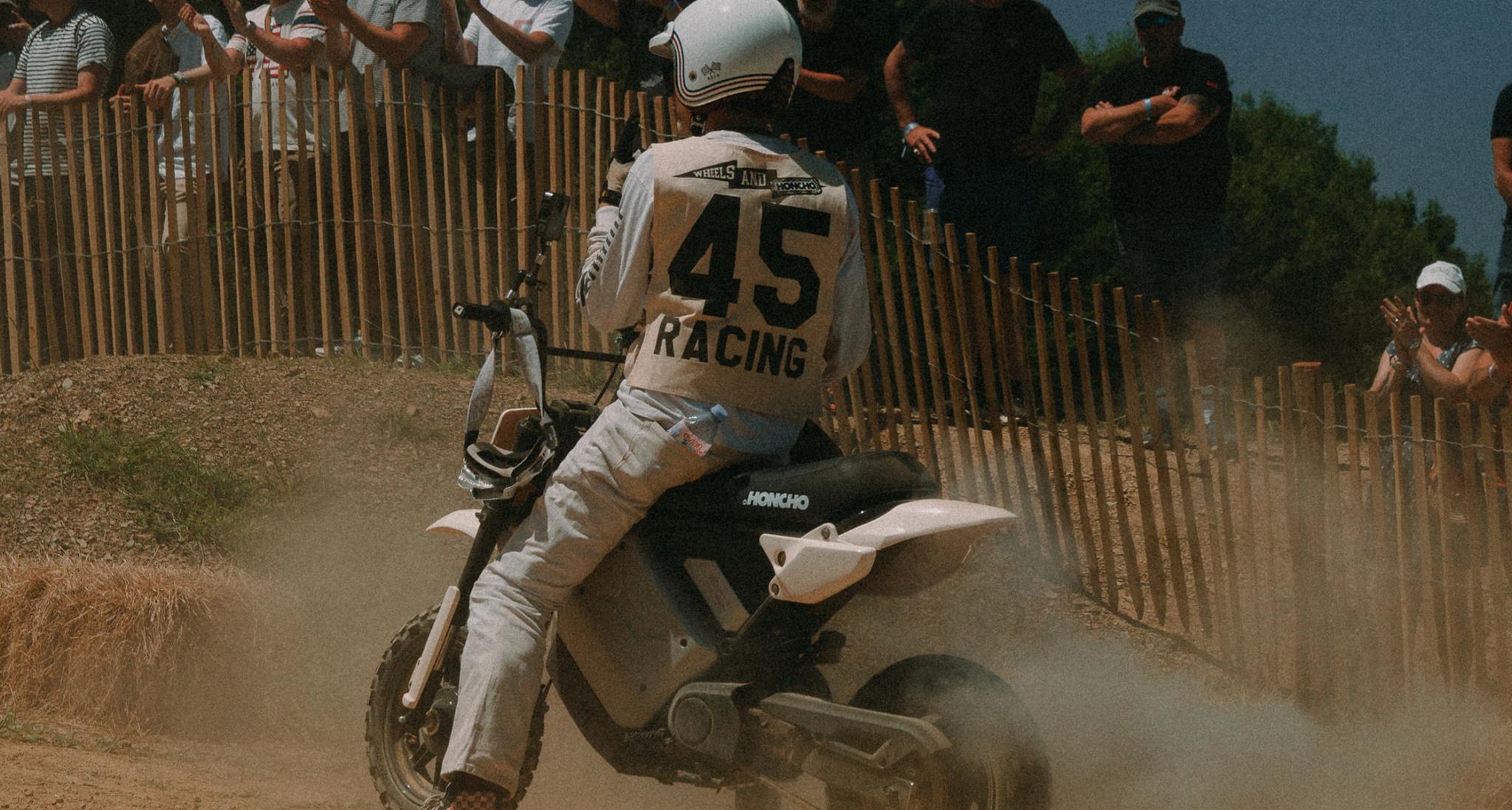 El Rollo, S4 Honcho, Honcho, Trail, Wheels & Waves 2026, people, bike, action, adult, competition, seated, motion, biker, man, vehicle, one, north america, wheel, race, transportation system, wear, cyclist, hurry, road