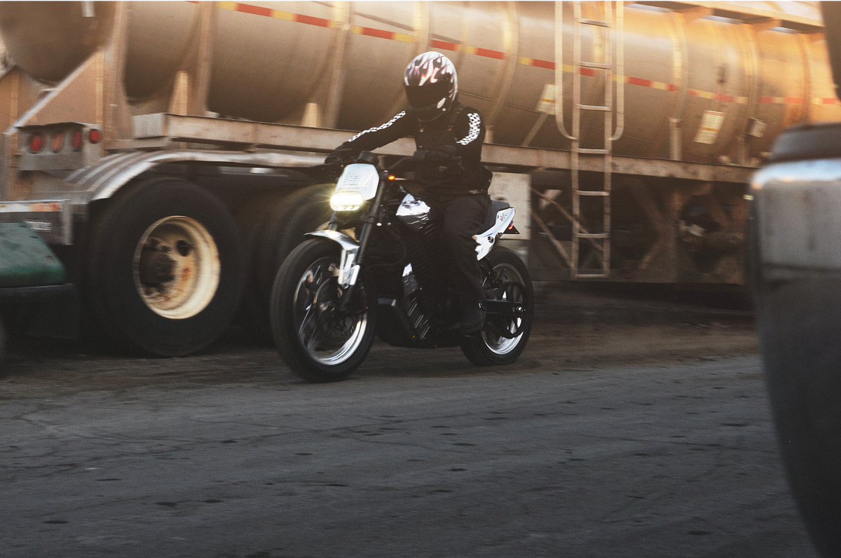 smco 66, custom, s2 del mar, pulse, articles, transportation system, street, vehicle, race, people, action, bike, championship, road, track, competition, car, auto racing