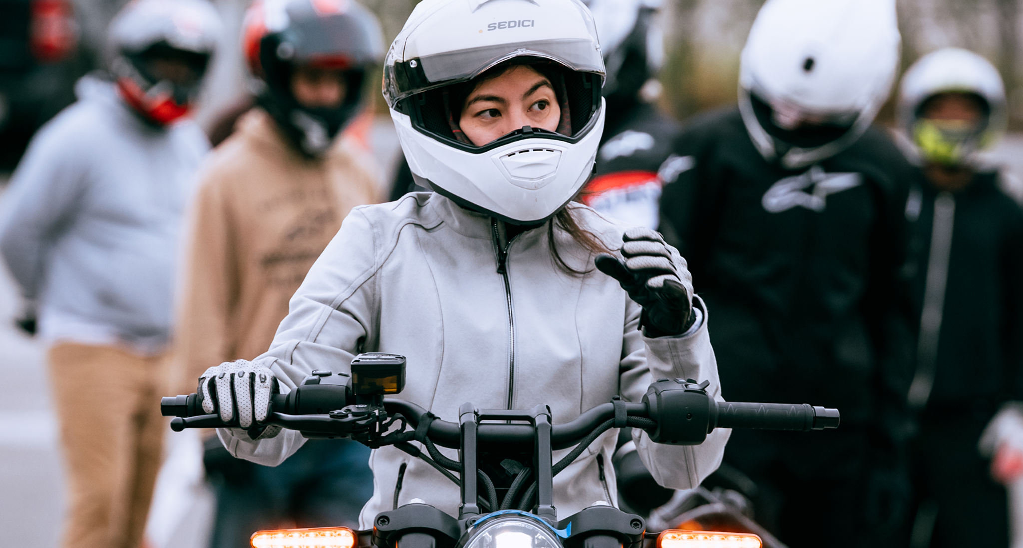 livewire riding academy, bartels, rider training, msf, new rider, bike, helmet, street, seated, people, man, motorbike, winter