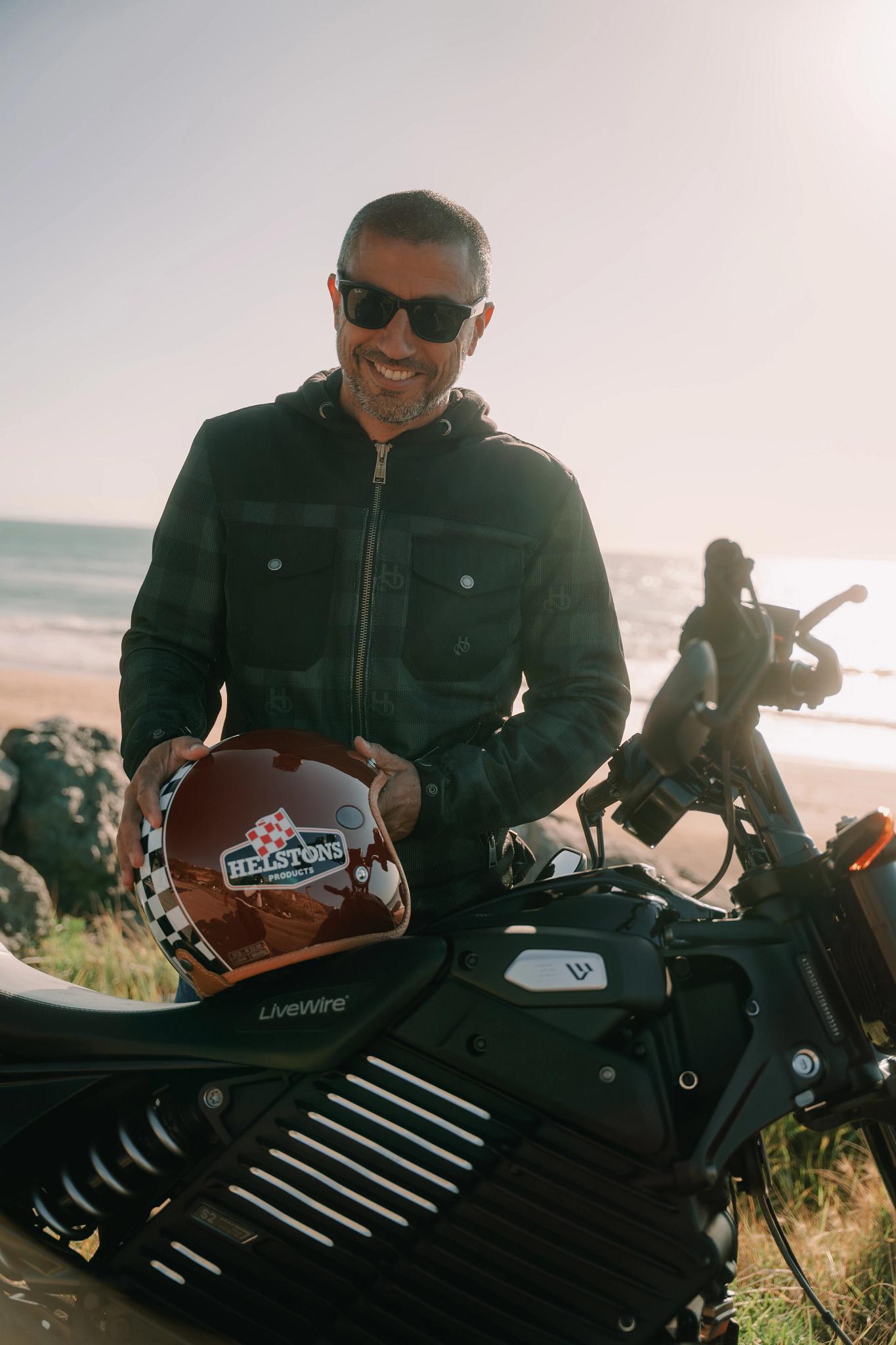 wheels and waves, livewire one, del mar, alpinista, mulholland, honcho, portrait, man, people, one, sunglasses, adult, beach, wear, eyewear, north america, travel, music, sea, ocean, lid, vehicle, recreation