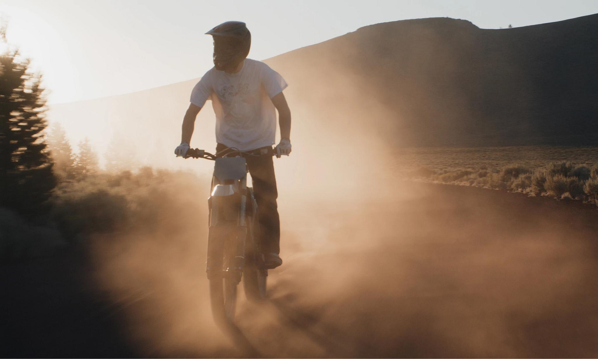 sunset, people, man, fog, dawn, sky, action, one, sun, mist, portrait, beach, smoke
