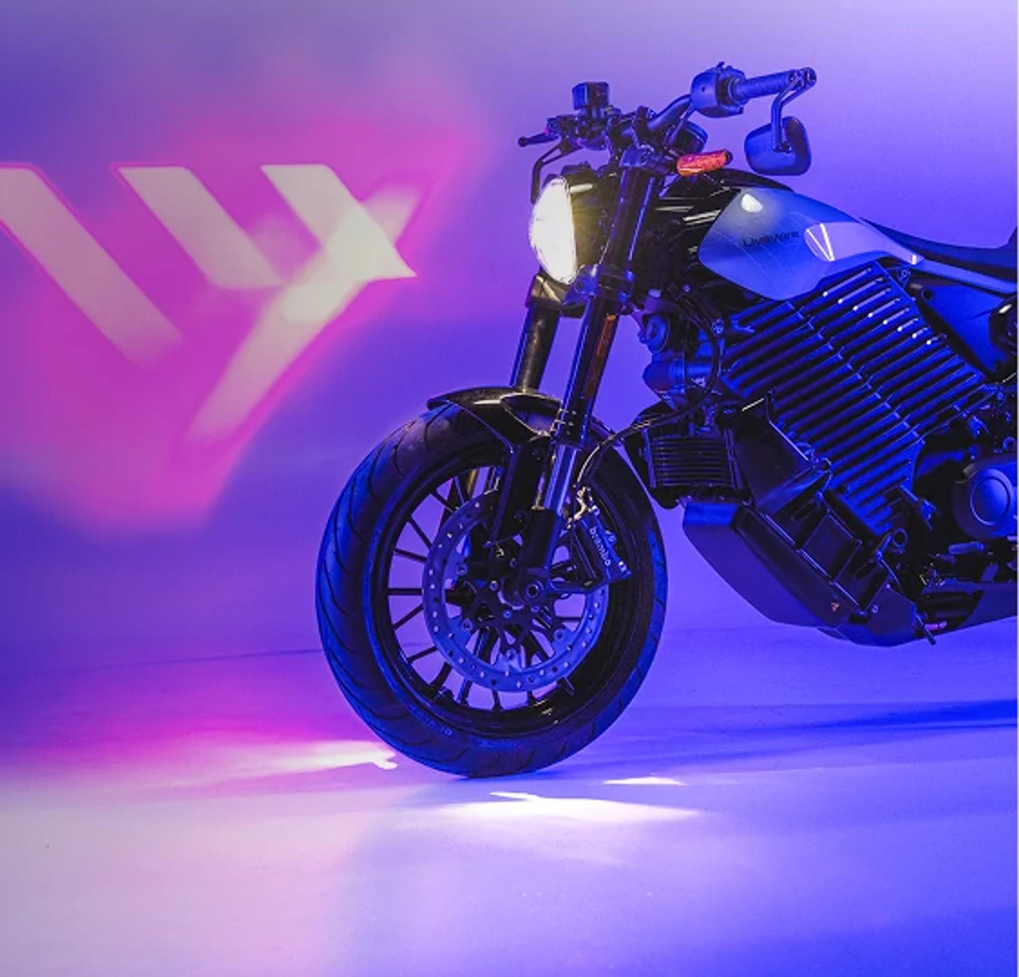 bike, motorbike, wheel, power, fast, chrome, motocross, technology, biker, no person, glazed, transportation system, drive, tire, futuristic, ball-shaped