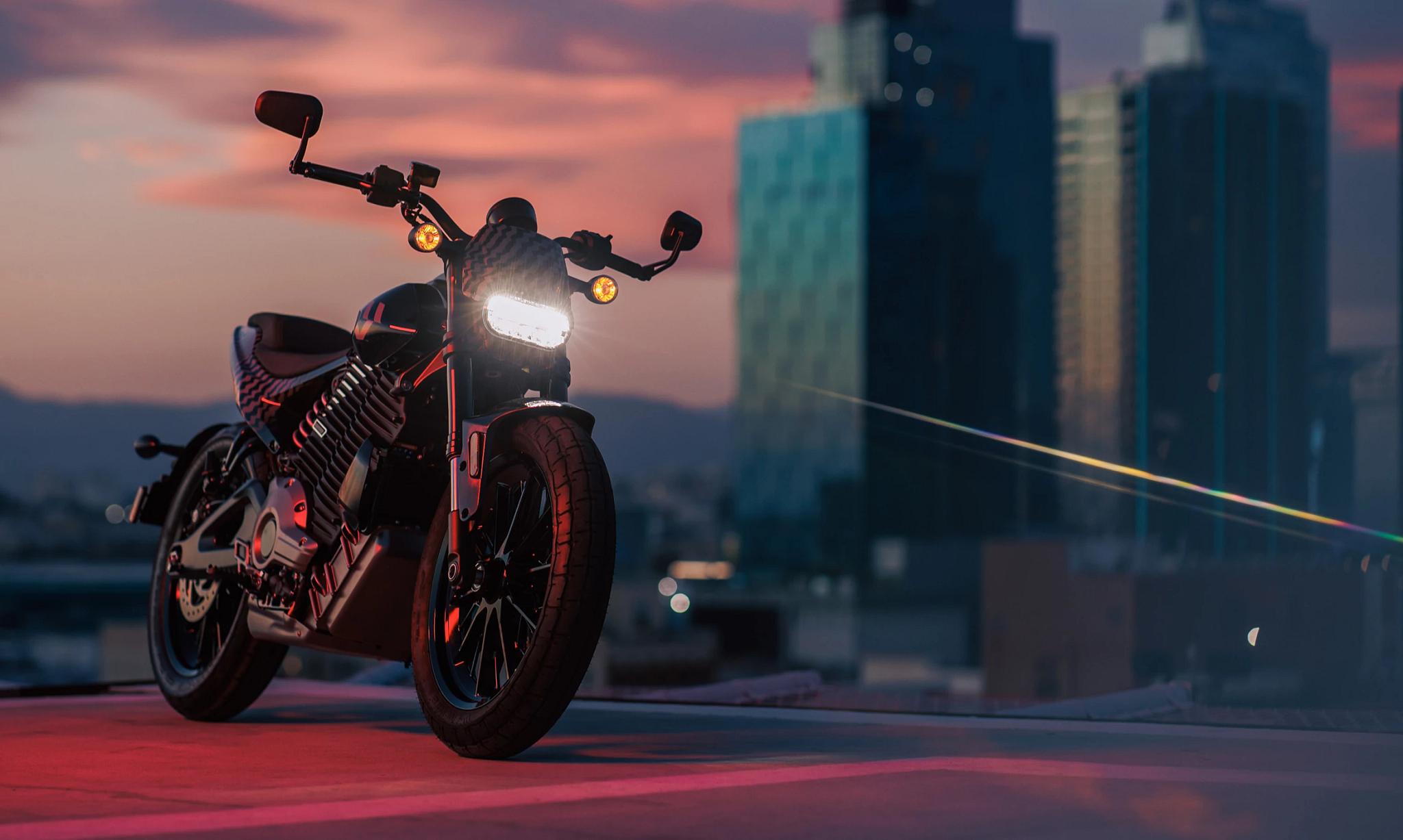 bike, sunset, city, street, travel, fast, transportation system, downtown, road, blur, action, urban, vehicle, biker, hurry, light, sky