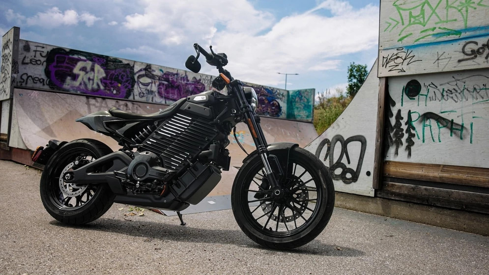 Harley's LiveWire Sub-Brand Unveils a Tracker-Inspired Electric