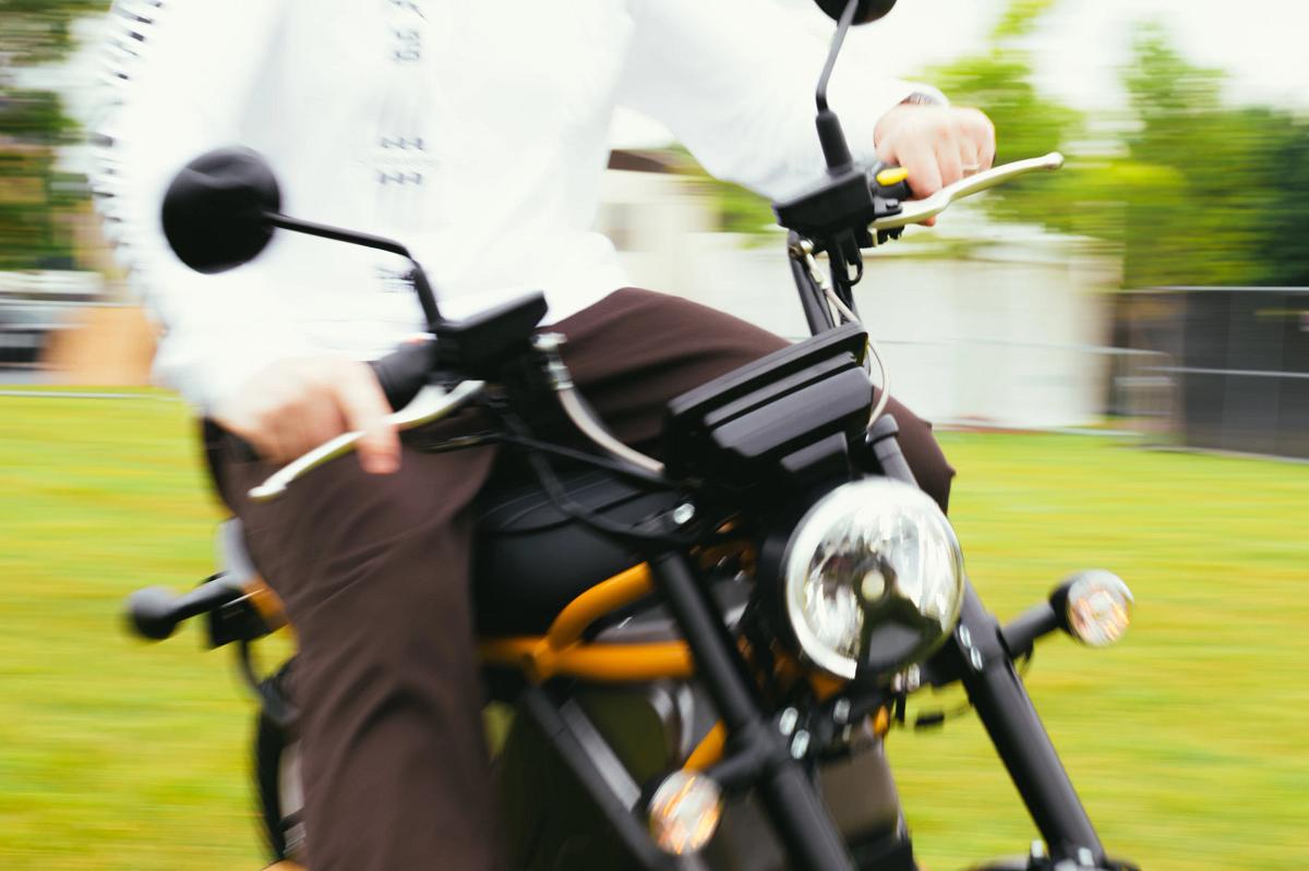 bike, exercise, wheel, cyclist, recreation, seated, man, ride, fitness, sport, leisure, action, competition, active, woman, biker, people, race, hurry, motion, fast, health