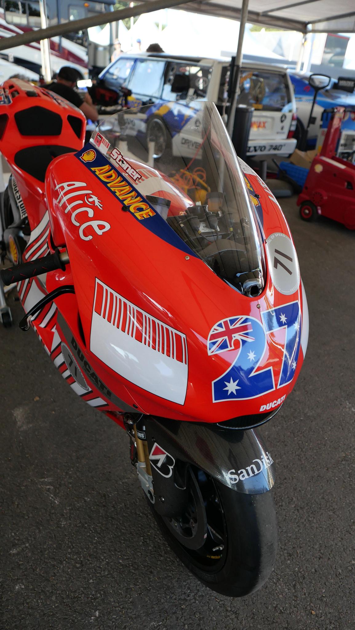 race, bike, track, honda, car, vehicle, competition, ferrari, motor vehicle, championship, circuit, racer, drive, fast, tire, power, driver, hurry, machine, grand prix, action, auto racing, engine