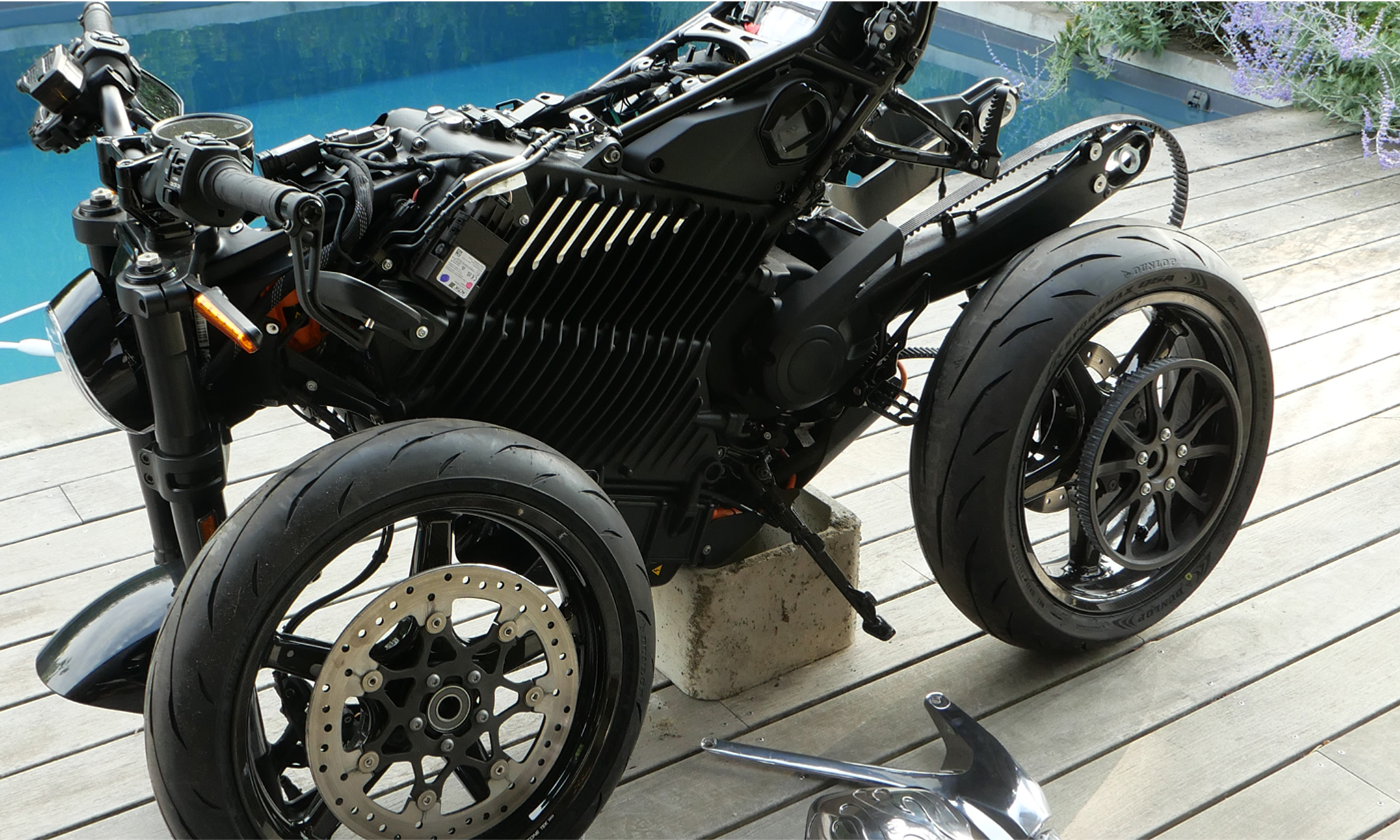 wheels and waves, events, coste, smco, the pulse, articles,, bike, wheel, transportation system, drive, motorbike, chrome, automotive, car, vehicle, classic, power, engine, helicopter, tire, garage, old, vintage, race, public show